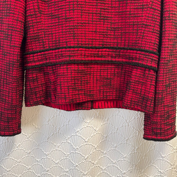 St. John Black Label Red Black Tweed Knit Button Down Blazer Jacket Size 12 USA - Picture 12 of 14